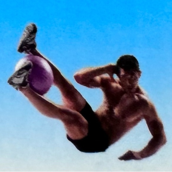 NEW NIB Golds Gym 25 cm exercise ball - Picture 8 of 9